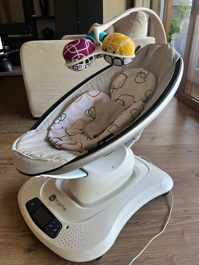 (#PG5286) Silla mecedora modelo Mamaroo. Marca 4Moms