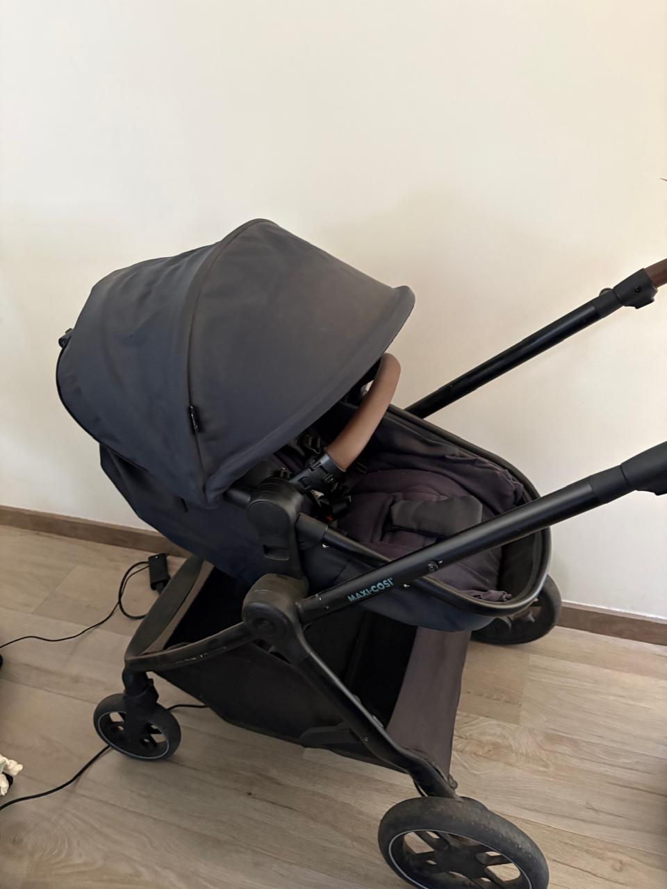 (#PG5340) Coche Travel System modelo Zelia 3 + Pebble 360 + Family Fix + Capa impermeable para el agua. Marca Maxi Cosi