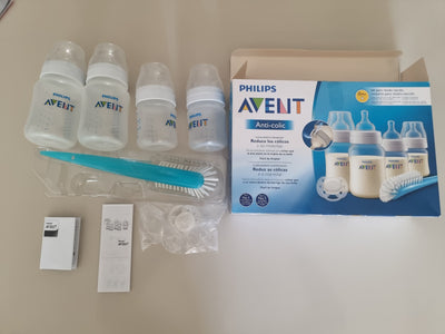(#PG5383) Set para recién nacido modelo anti-colic. Marca Philips Avent