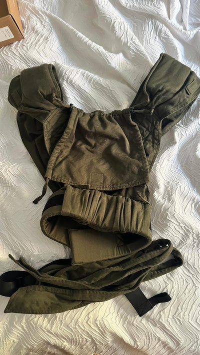 (#PG5457) Mochila ergonómica modelo Limas Carrier Olive Green. Marca Stokke