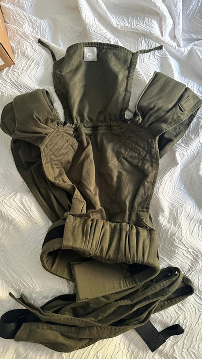 (#PG5457) Mochila ergonómica modelo Limas Carrier Olive Green. Marca Stokke