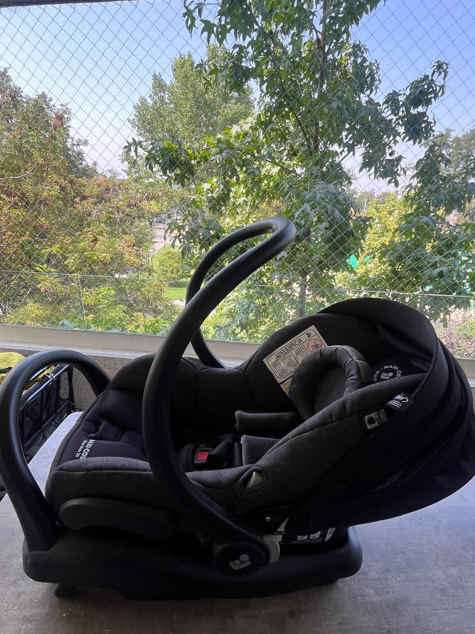 Silla nido de auto, modelo mico max 30. Marca Maxi Cosi (#PG5586)