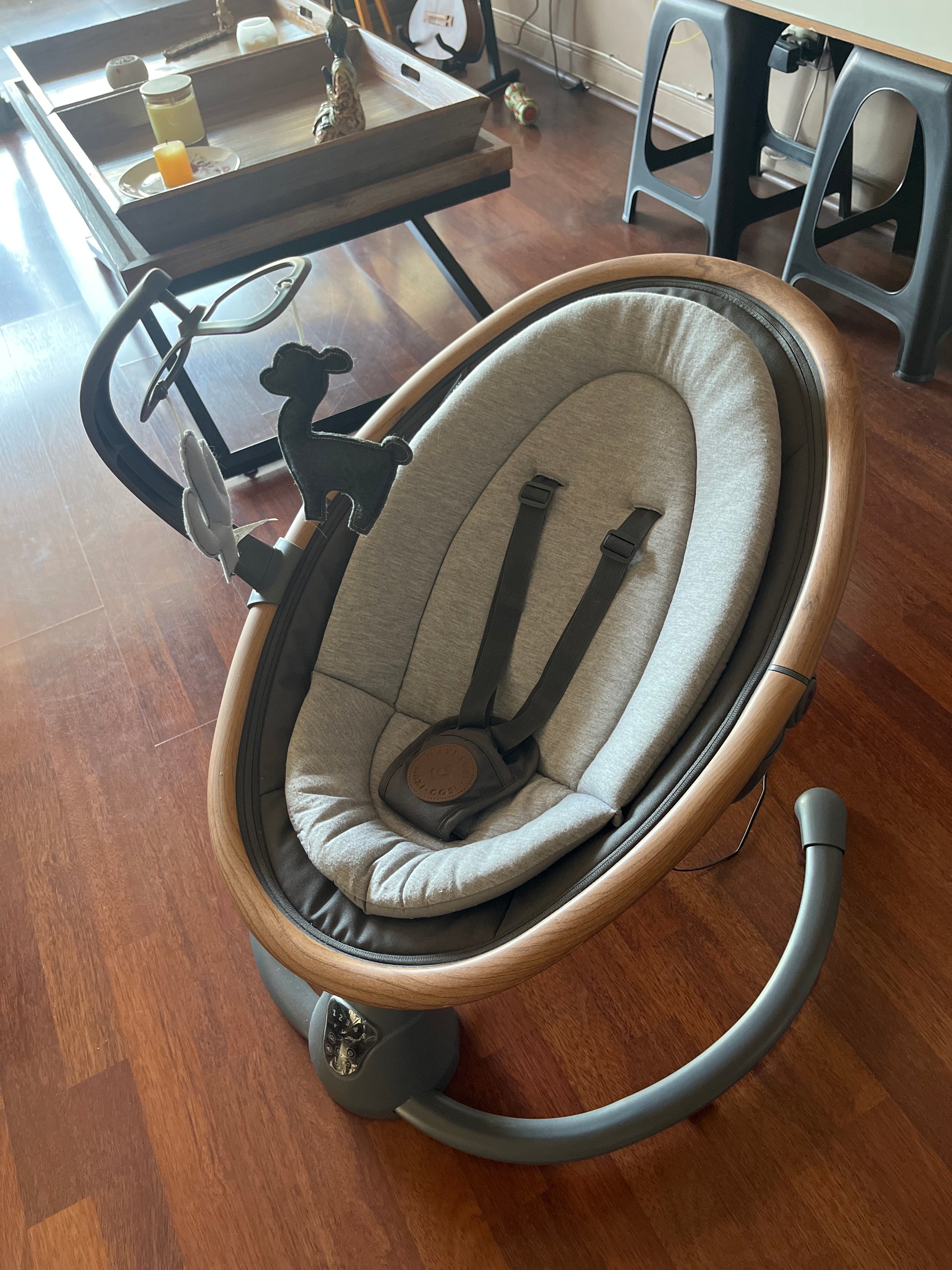 (#PG5081) Silla nido mecedora modelo Cassia. Marca Maxi Cosi